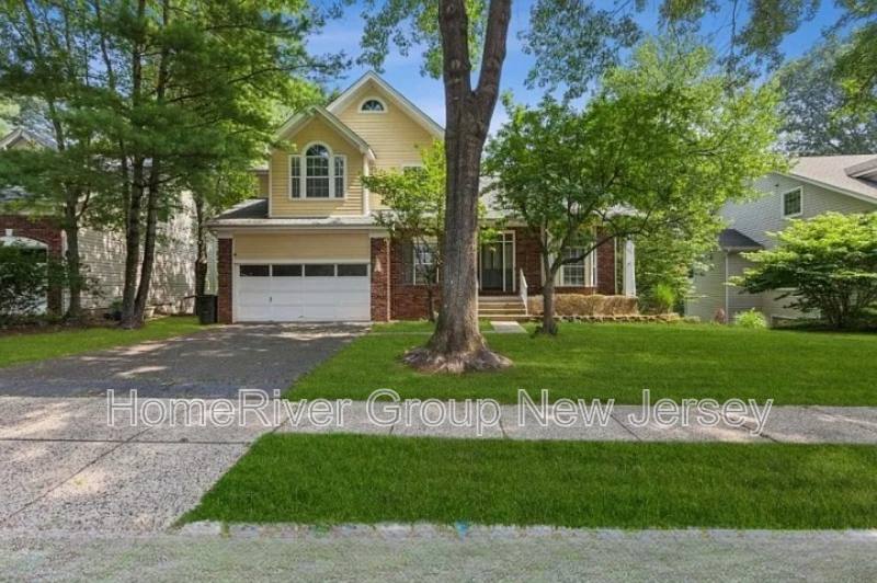 House for rent at 67 Huntington Rd, Basking Ridge, NJ 07920