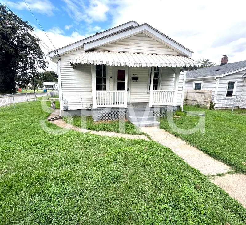 House for rent at 2131 Roanoke Ave SW, Roanoke, VA 24015
