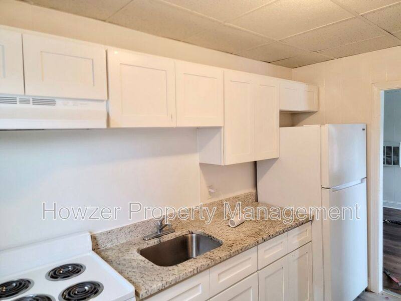 Apartment for rent at 106-108 Clark St #3, New Bedford, MA 02740
