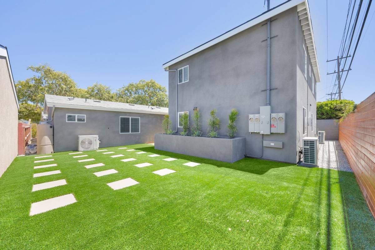 House for rent at 1607 Vuelta Grande, Long Beach, CA 90815