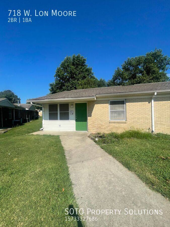 House for rent at 718 W Lon Moore, Charleston, MO 63834
