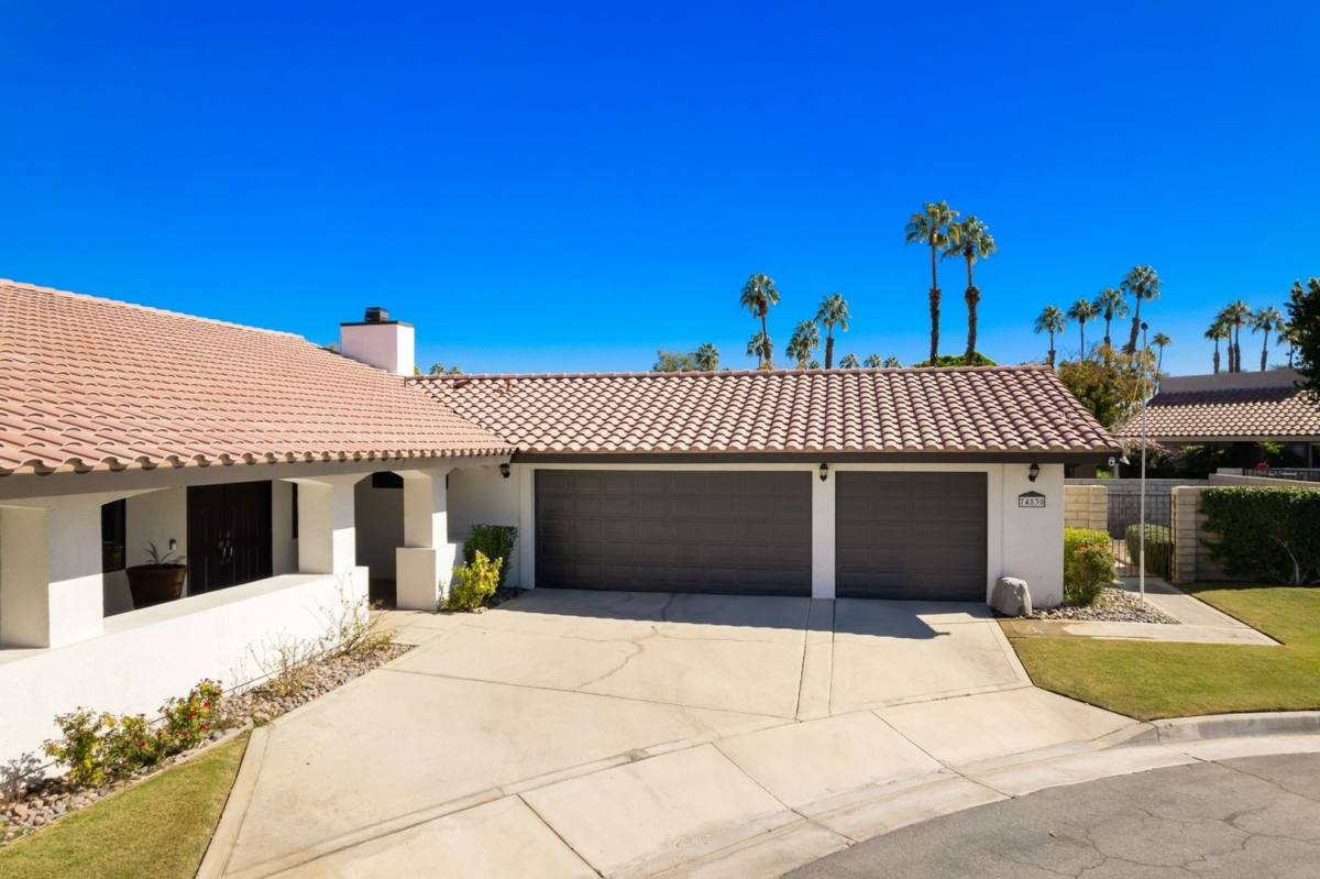 House for rent at 74830 Waring Court, Palm Desert, CA 92260