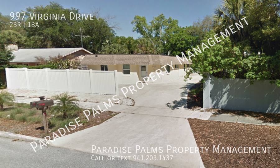 House for rent at 997 Virginia Dr, Sarasota, FL 34234