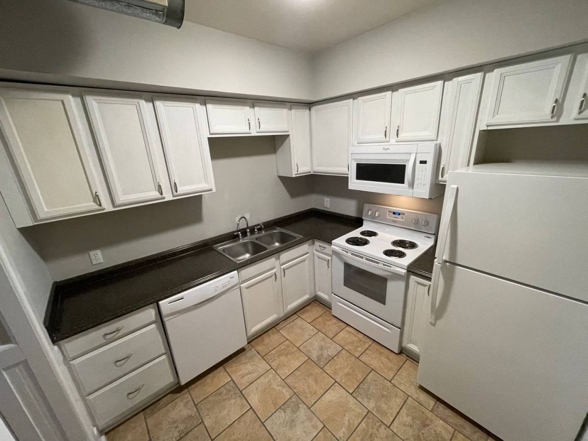 Apartment for rent at 400 E Clayton St, Athens, GA 30601
