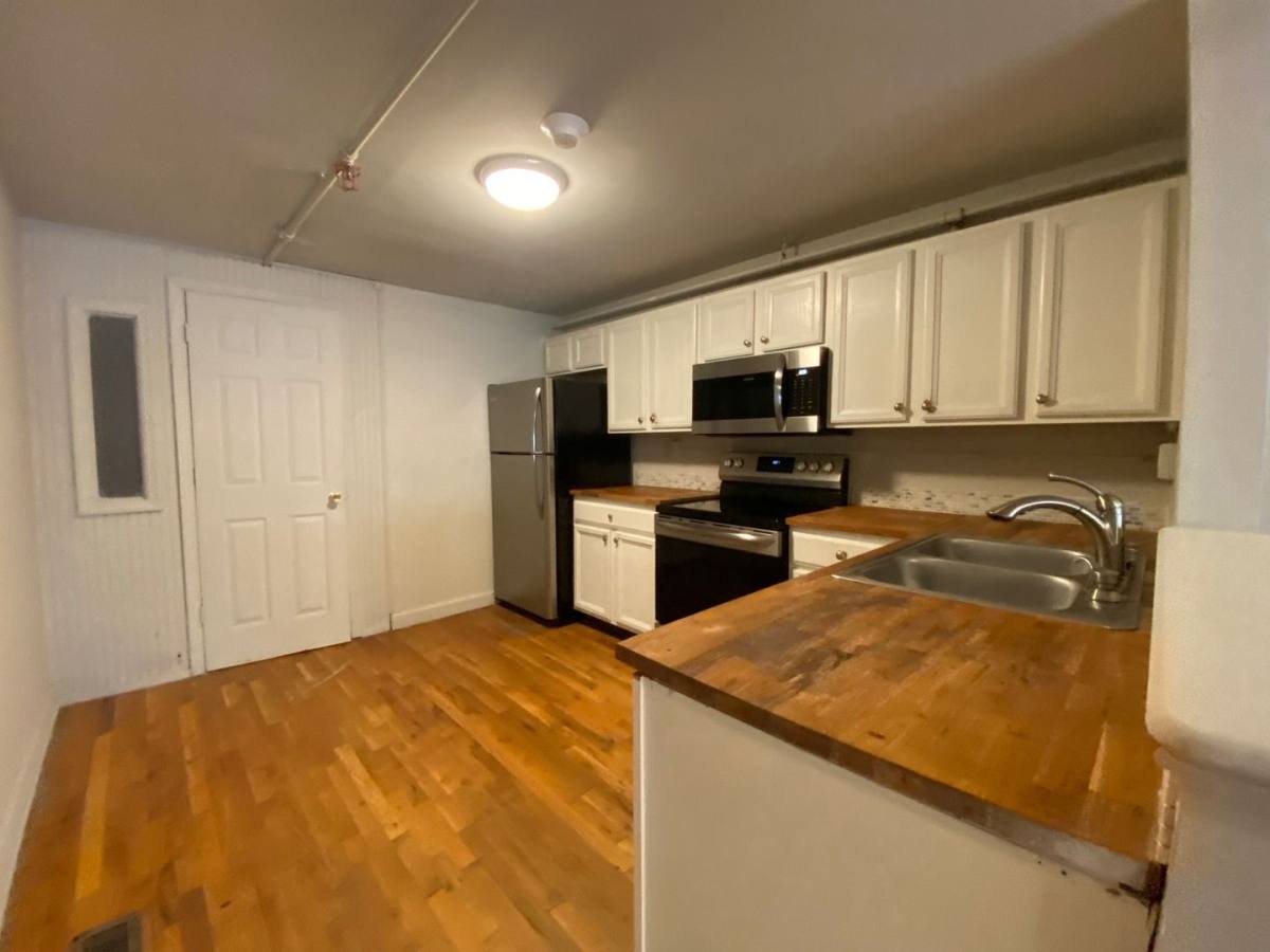 Apartment for rent at 400 E Clayton St, Athens, GA 30601