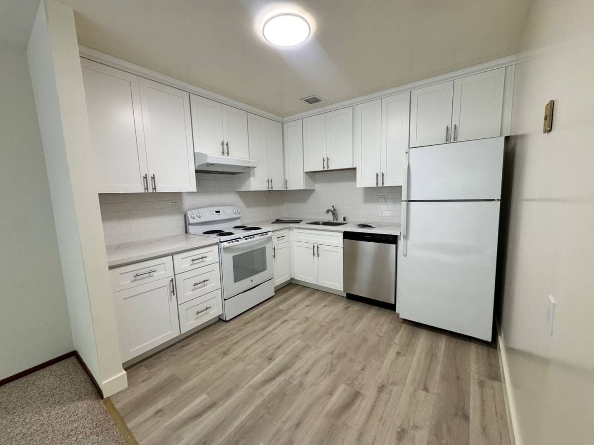 Apartment for rent at 150 Dolores St #4, San Francisco, CA 94103