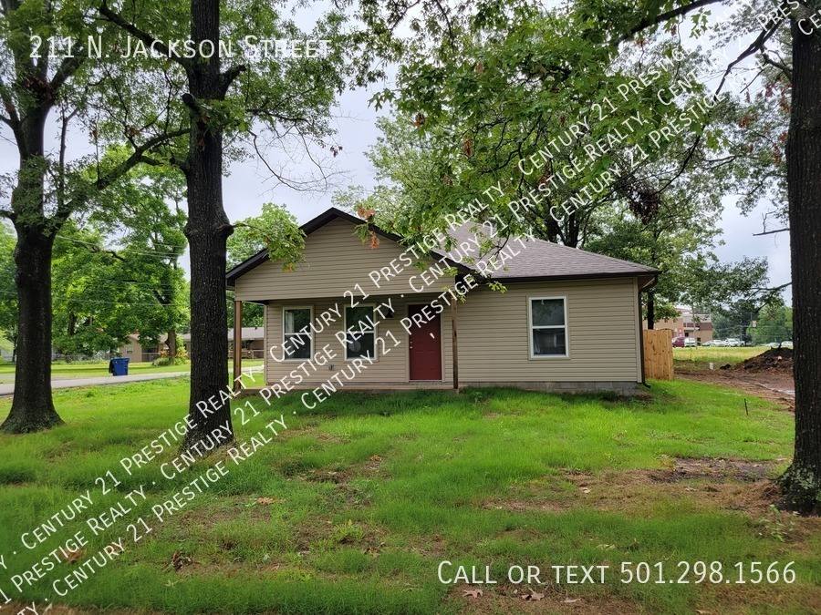 House for rent at 211 N Jackson St, Cabot, AR 72023