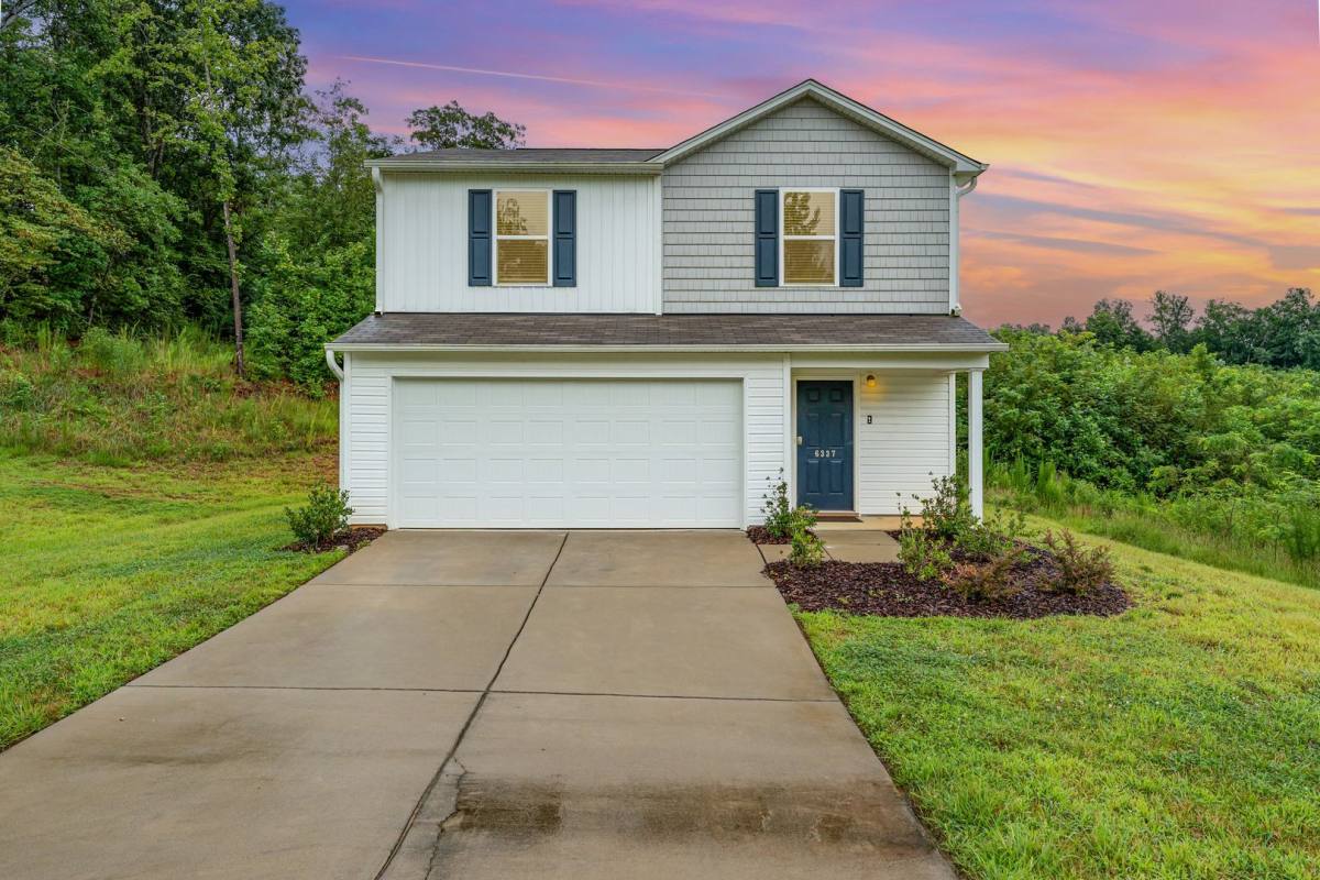 House for rent at 6337 Century Lane, Thomasville, NC 27360