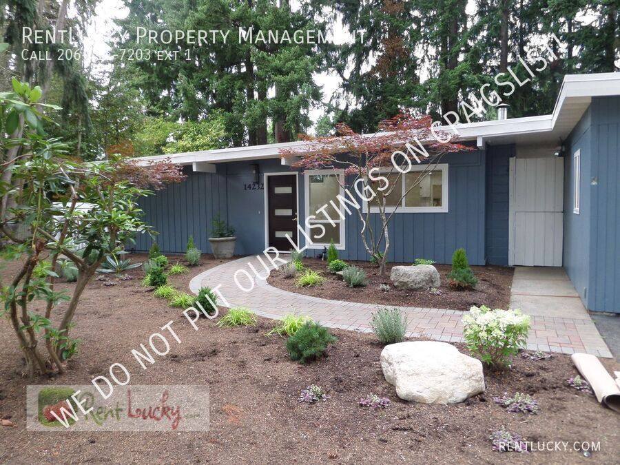 House for rent at 14232 Lake Hills Blvd, Bellevue, WA 98007