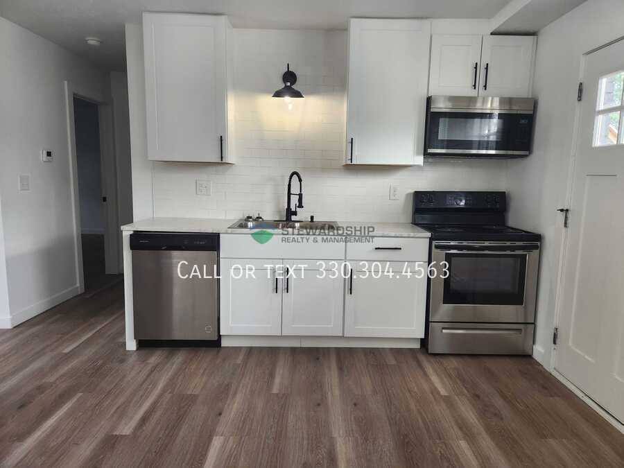 Apartment for rent at 5025 Massillon Rd #B, North Canton, OH 44720