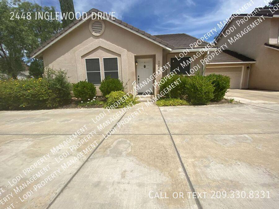 House for rent at 2448 Inglewood Dr, Lodi, CA 95242