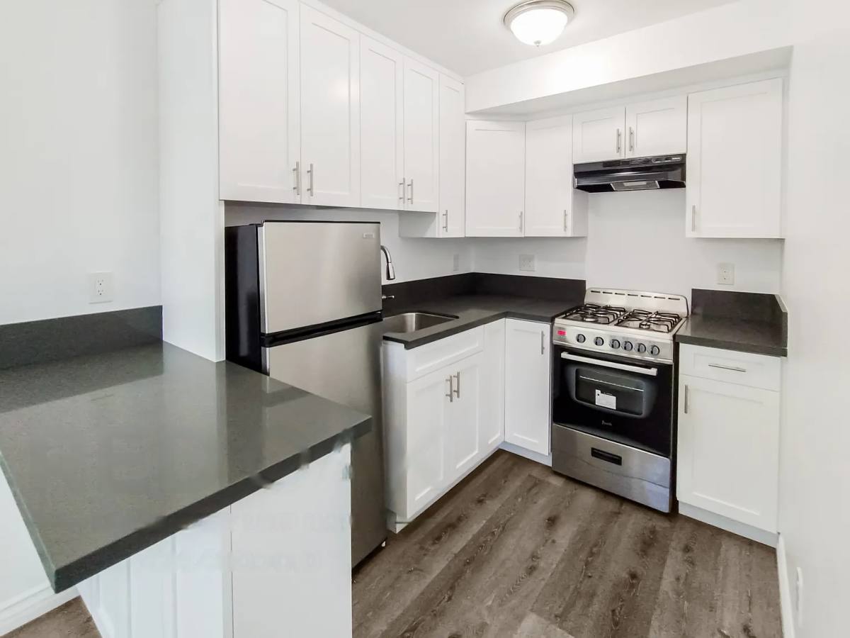 Apartment for rent at 545 W 14th St #14, San Pedro, CA 90731