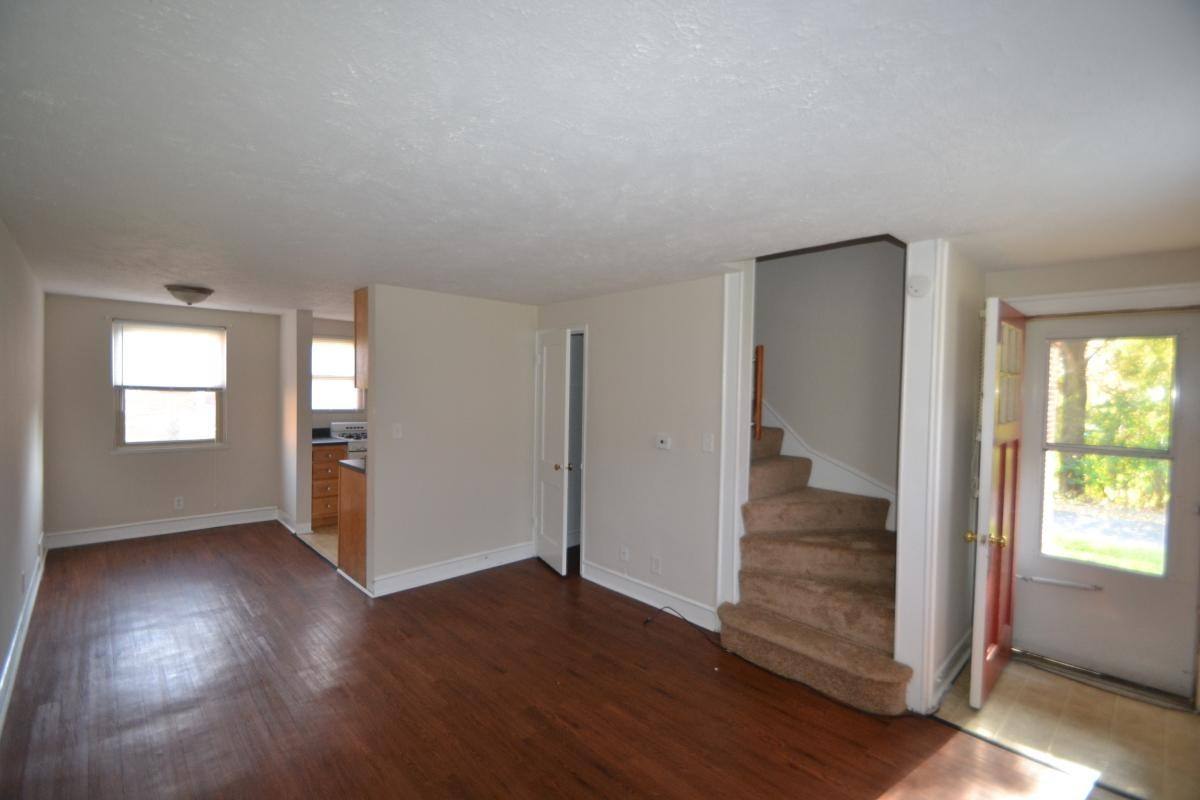 Apartment for rent at 1600 Mulberry St, Waynesboro, VA 22980