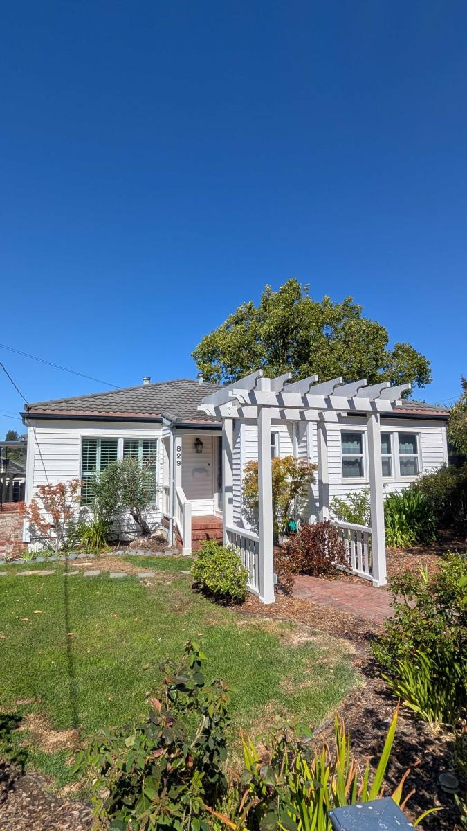 House for rent at 829 Pordon Lane, Healdsburg, CA 95448