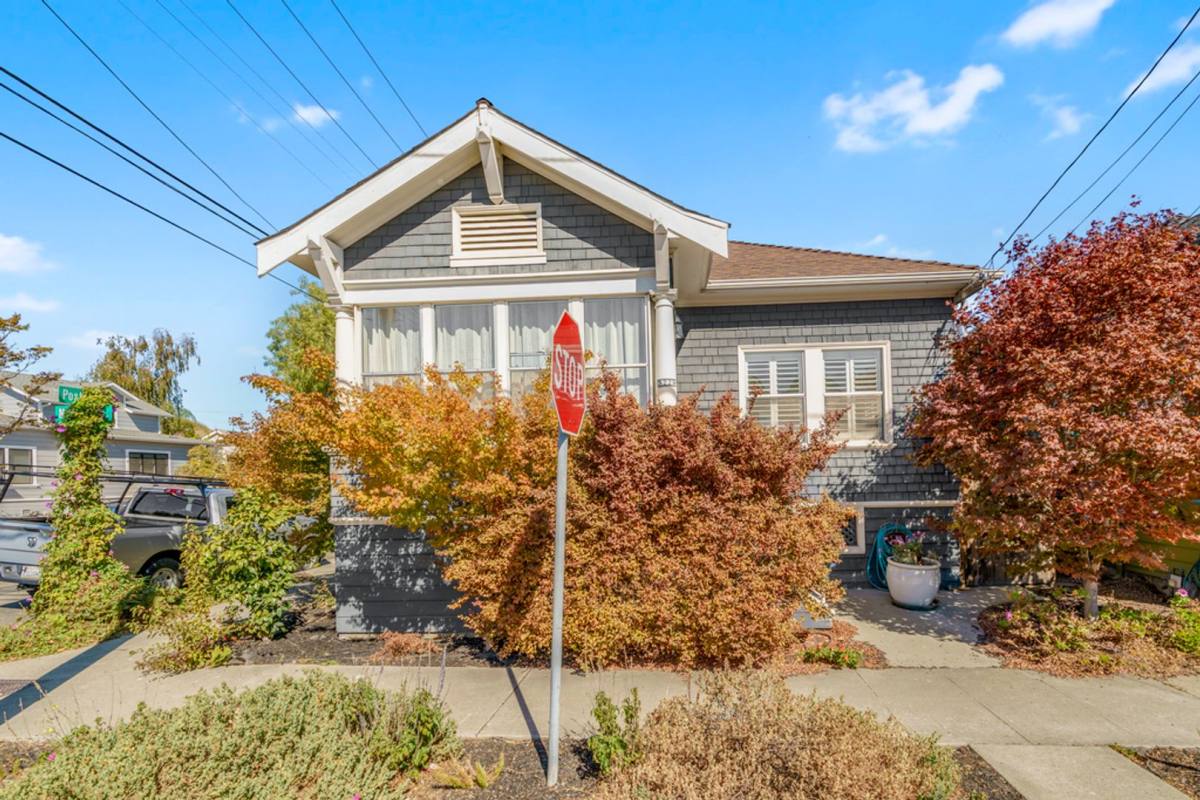 House for rent at 3225 Madison St, Alameda, CA 94501