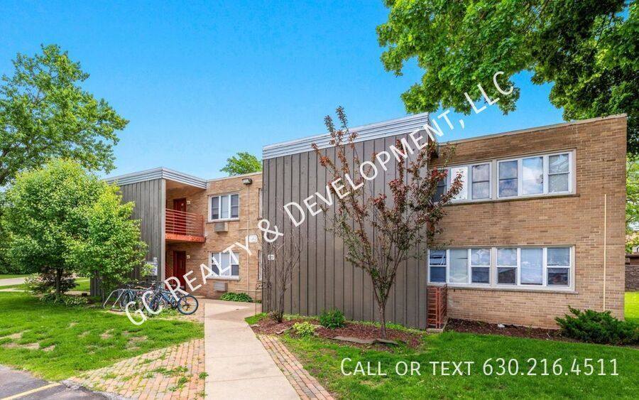 Apartment for rent at 223 Uteg St #7, Crystal Lake, IL 60014