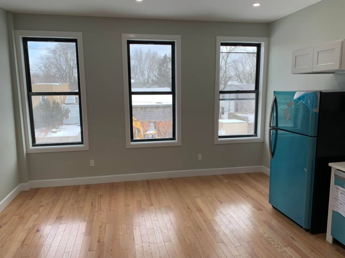 Apartment for rent at 533 Clinton, Albany, NY 12206