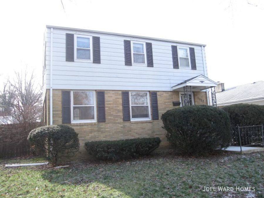 House for rent at 1117 W Springfield Ave, Champaign, IL 61821