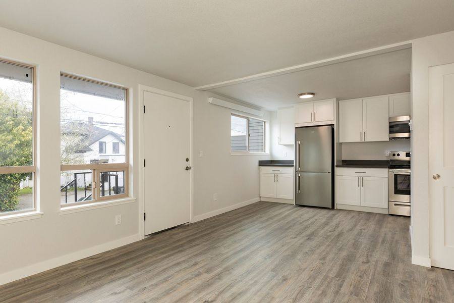 Apartment for rent at 3912 Linden Ave N #5, Seattle, WA 98103