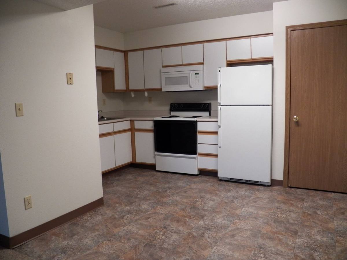 Apartment for rent at 125 E Boyson Rd, Hiawatha, IA 52233