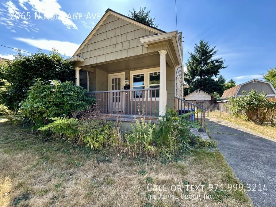 House for rent at 7065 N Burrage Ave, Portland, OR 97217