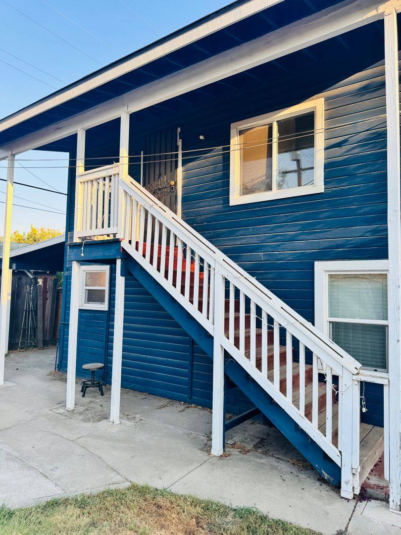 Apartment for rent at 1324 N Farris, Fresno, CA 93728