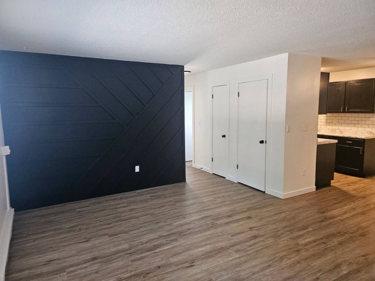 Apartment for rent at 6209 SE 5th St, Des Moines, IA 50315