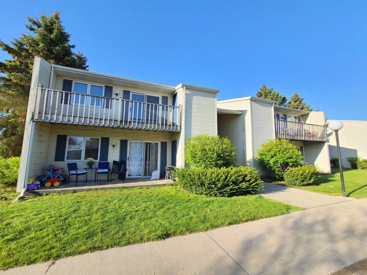 Apartment for rent at 209 Tanglewood Dr, Goshen, IN 46526