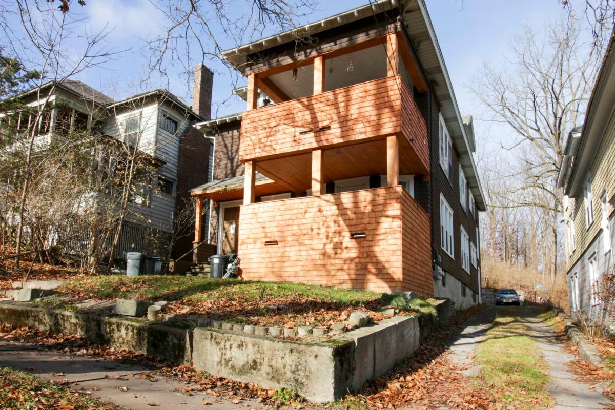 Apartment for rent at 519-521 Clarendon St, Syracuse, NY 13210