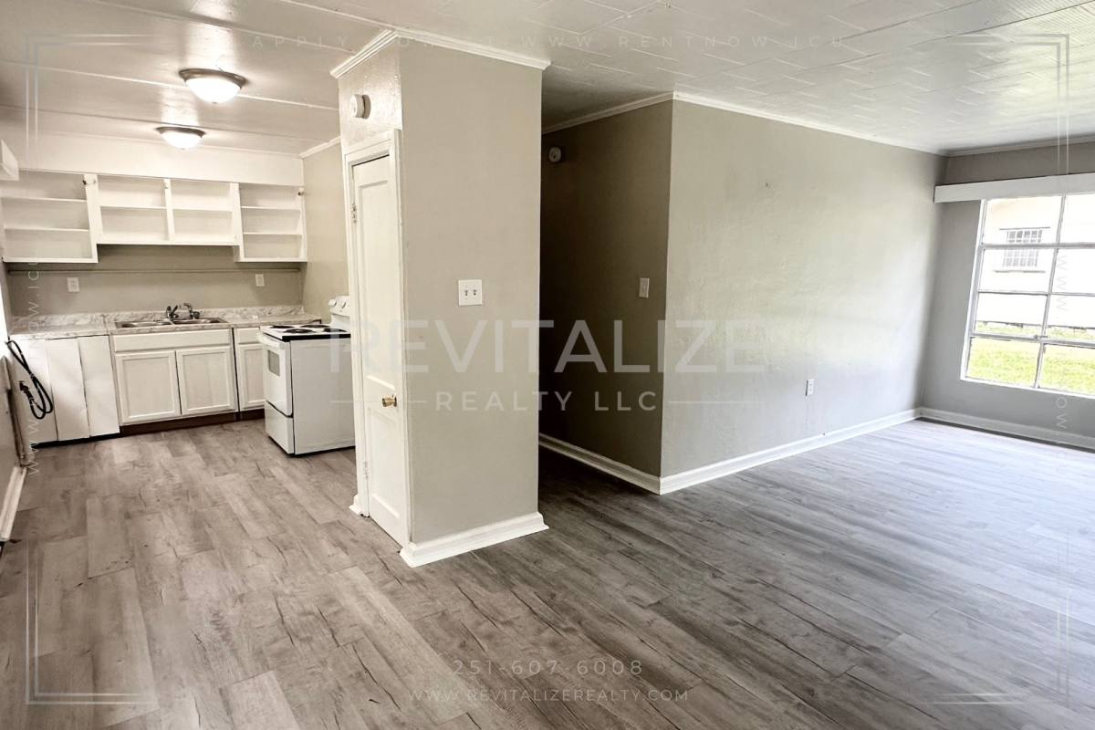 House for rent at 3232 Greenleaf Court, Mobile, AL 36605