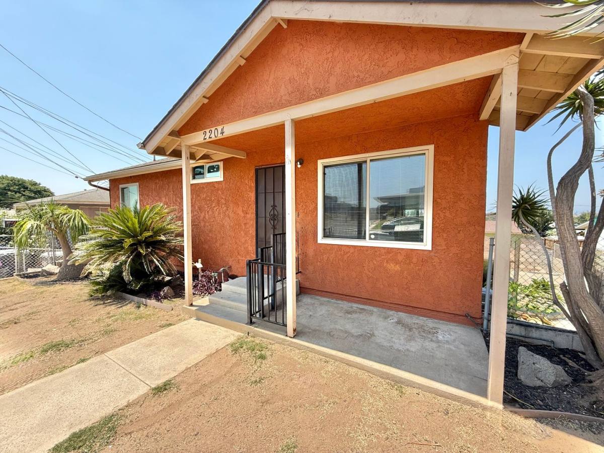 Apartment for rent at 2204 - 2204A -2206 Granger Ave, National City, CA 91950