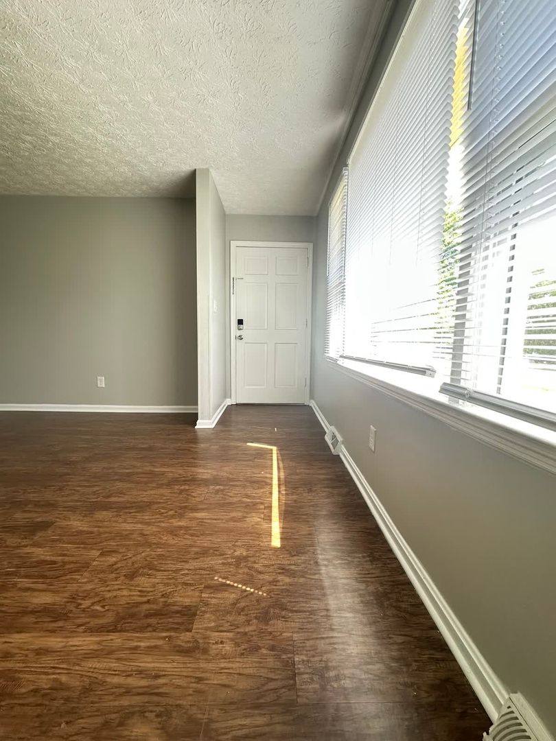 House for rent at 585 Eureka Springs Dr #Z2, Lexington, KY 40517