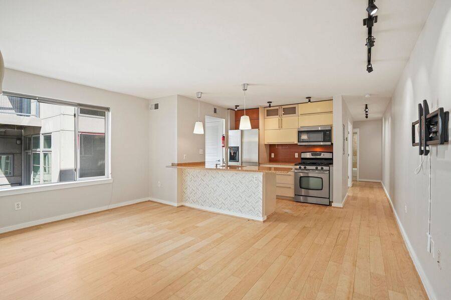Condo for rent at 1439 Chapin St NW #203, Washington, DC 20009