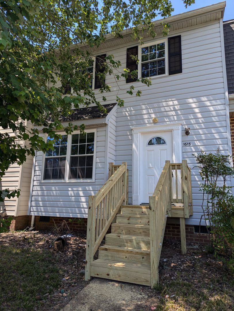Townhouse for rent at 1615 Skiffes Creek Circle, Williamsburg, VA 23185