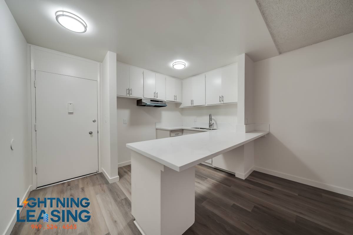 Apartment for rent at 533 S Harvard Blvd #105D, Los Angeles, CA 90020