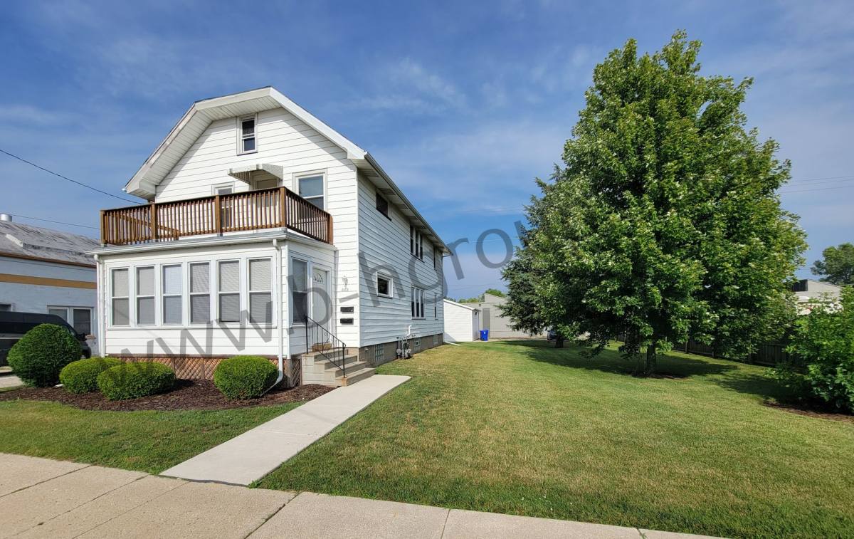 Apartment for rent at 3323 14th Ave, Kenosha, WI 53140