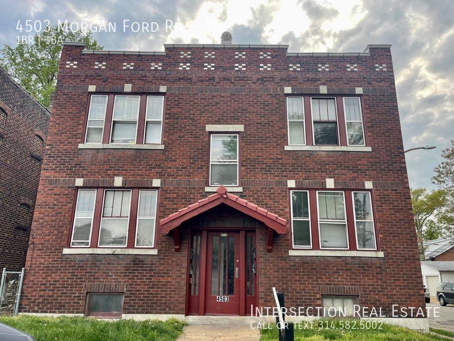 Apartment for rent at 4503 Morgan Ford Rd #2N, Saint Louis, MO 63116