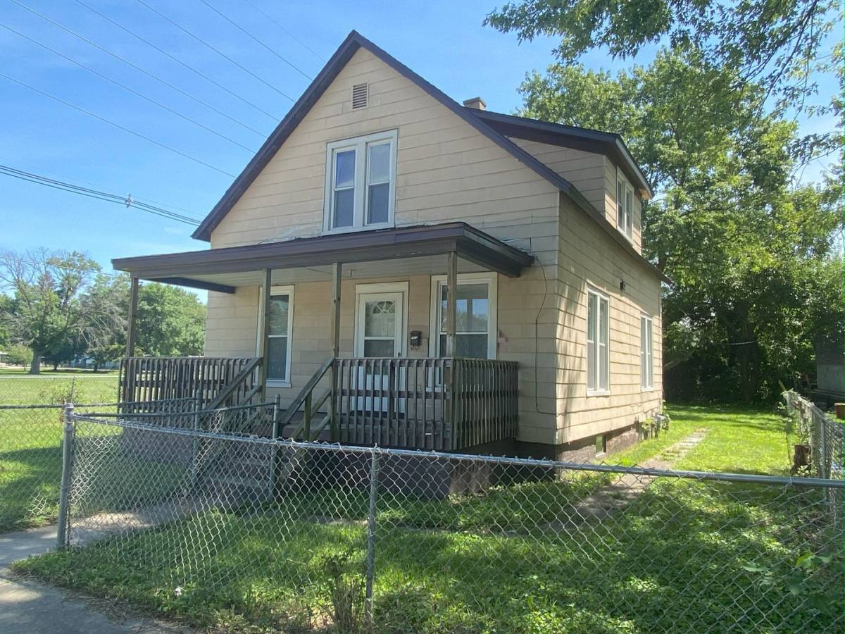 House for rent at 1412 N Champaign St, Champaign, IL 61820