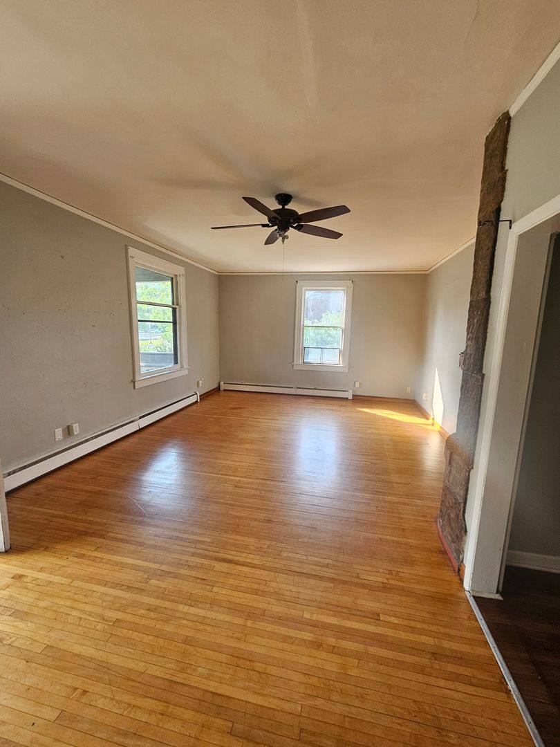 Apartment for rent at 620 N 32nd St, Billings, MT 59101