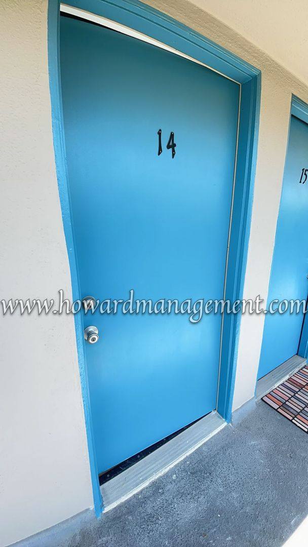 Apartment for rent at 4124 Grand View Blvd, Los Angeles, CA 90066