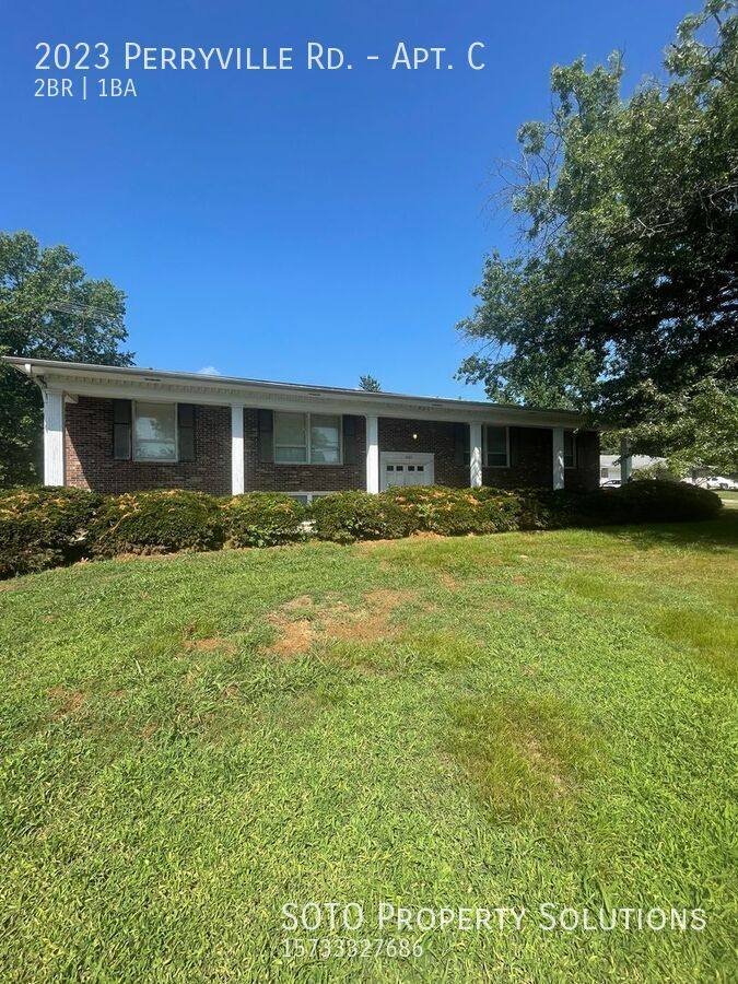 Apartment for rent at 2023 Perryville Rd #C, Cape Girardeau, MO 63701