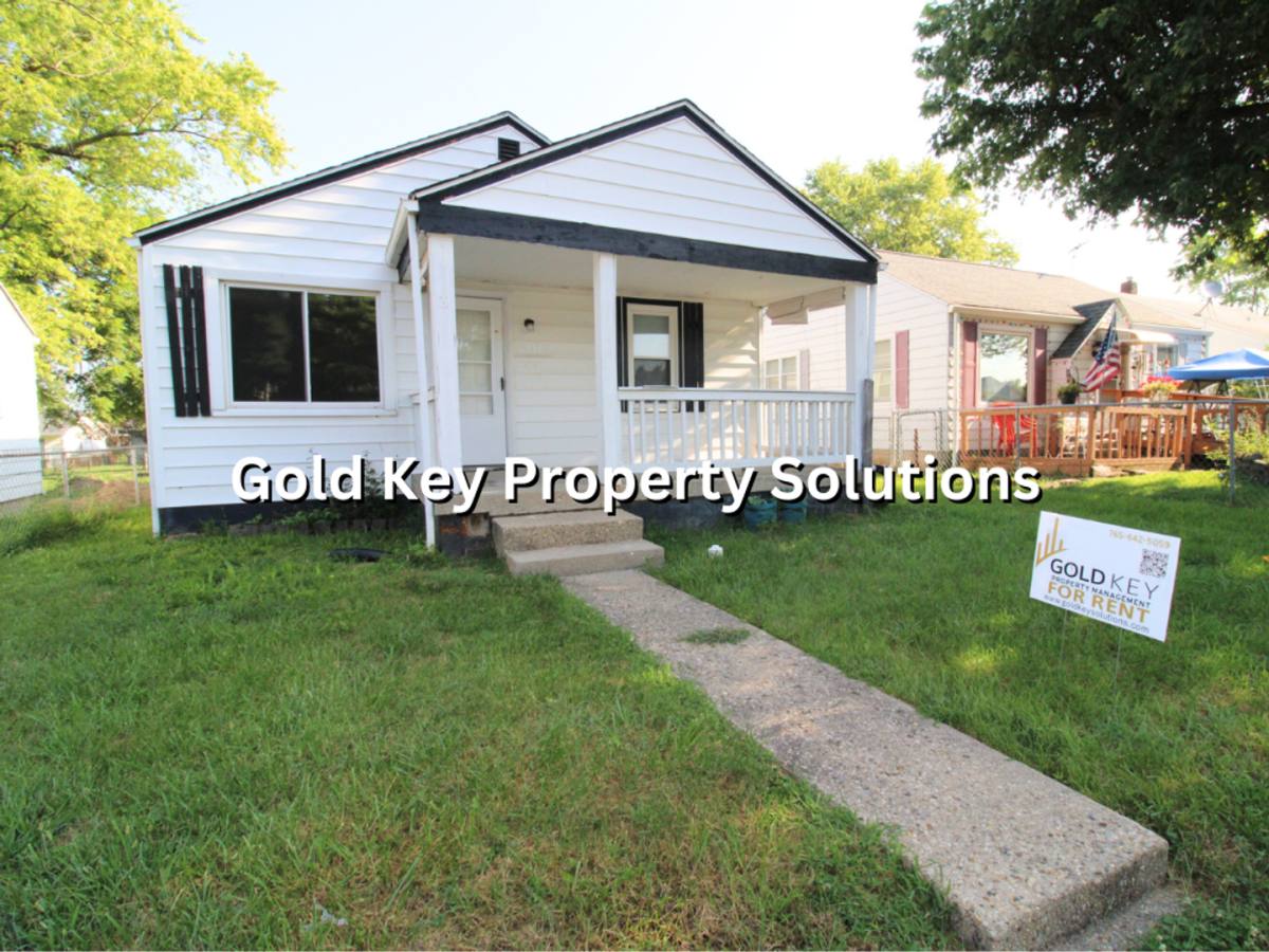 House for rent at 2016 W 11th St, Muncie, IN 47302