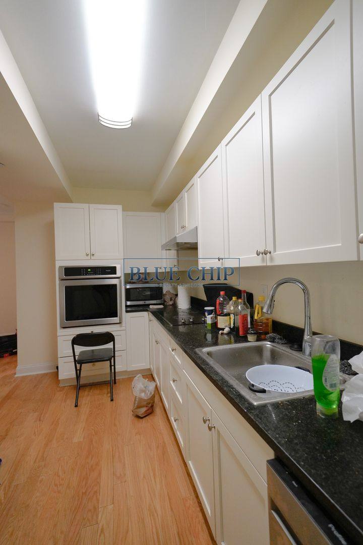 Apartment for rent at 219 Commonwealth Ave, Chestnut Hill, MA 02467