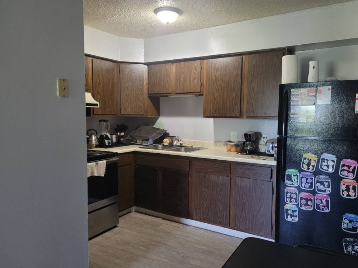 Apartment for rent at 1006 SW 11th St, Leon, IA 50144