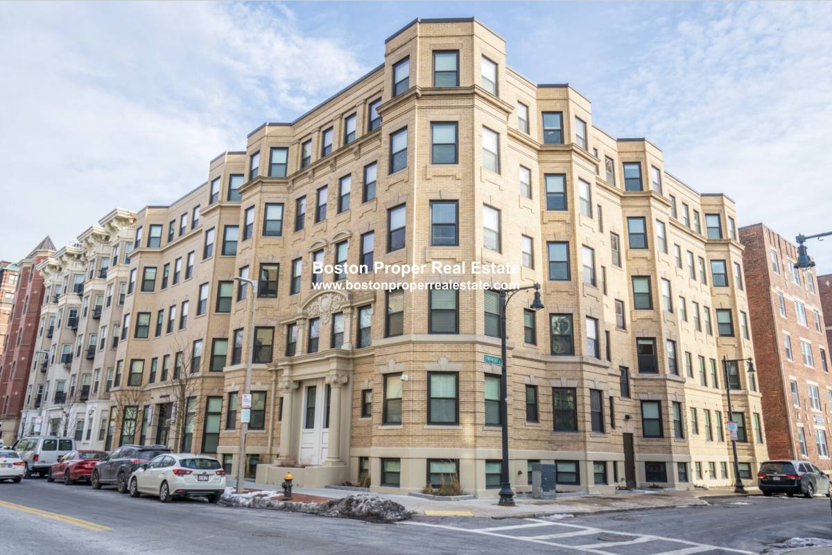 Apartment for rent at 100 Hemenway St, Boston, MA 02115