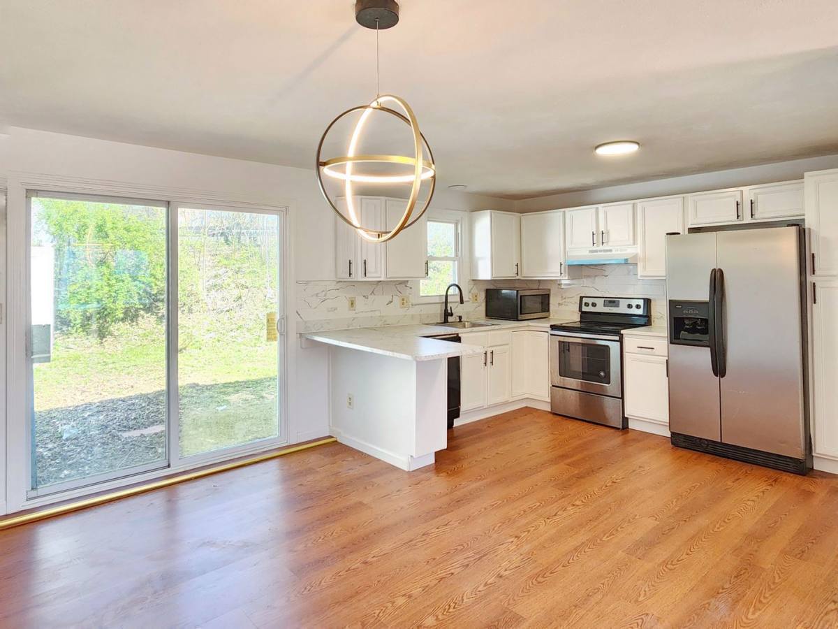 Townhouse for rent at 32 Delta Terrace, Malden, MA 02148