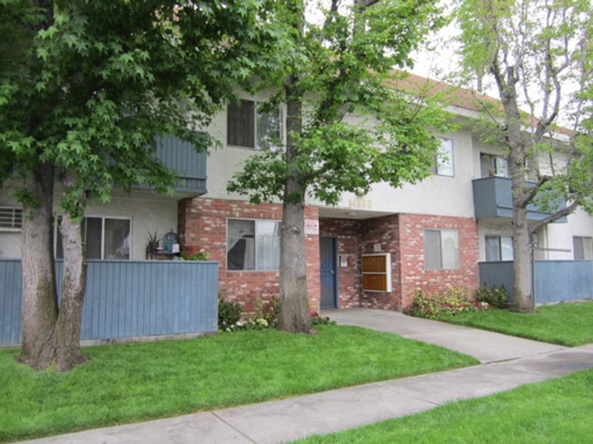 Apartment for rent at 14303 Haynes St, Van Nuys, CA 91401