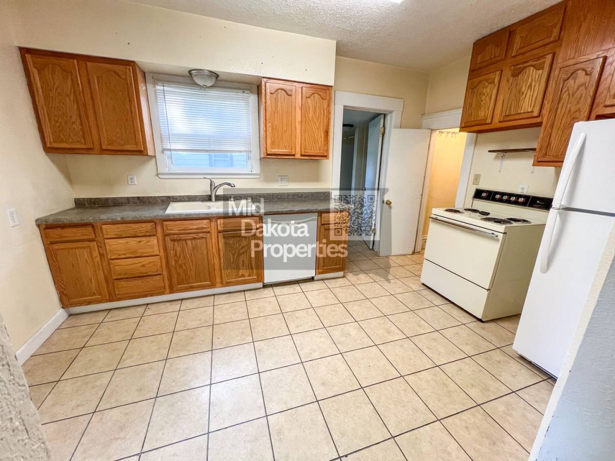 House for rent at 605 W 10th, Mitchell, SD 57301