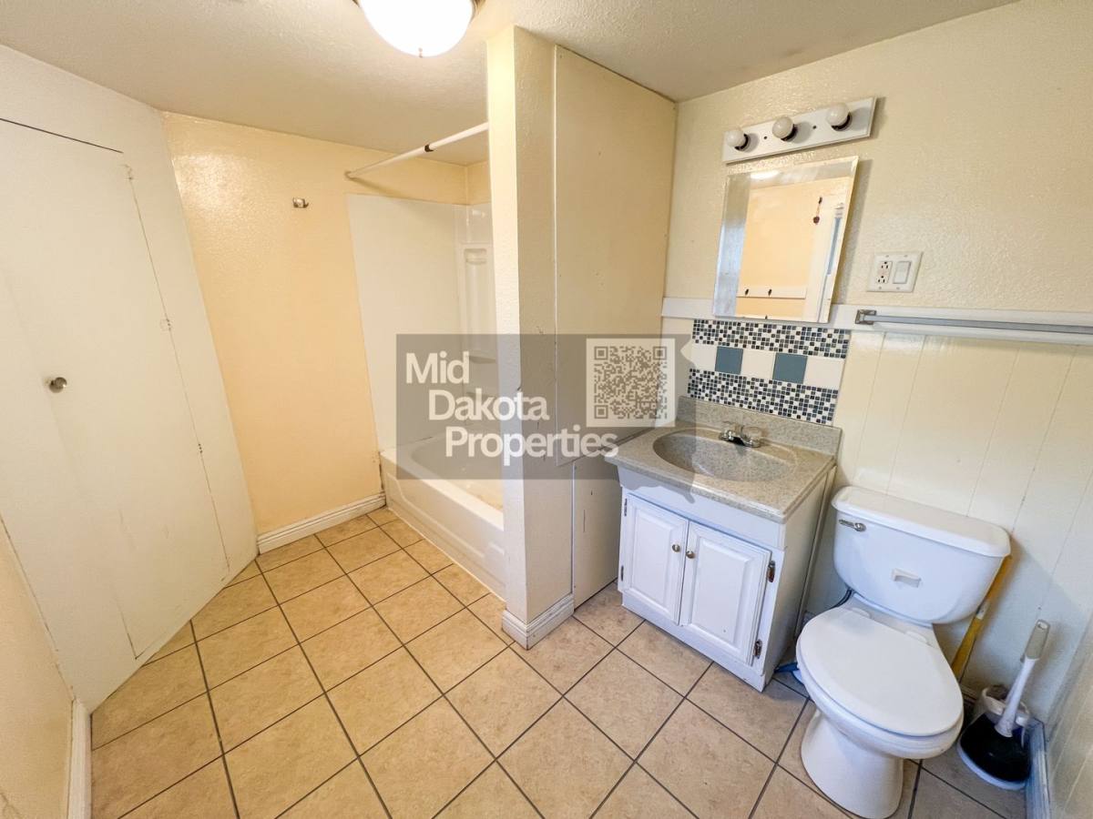 House for rent at 605 W 10th, Mitchell, SD 57301