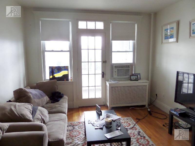 Apartment for rent at 1638 Commonwealth Ave #8, Brighton, MA 02135